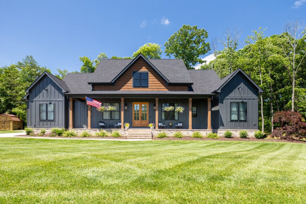 Craftsman custom home in Signal Mountain, TN — Baker Homes