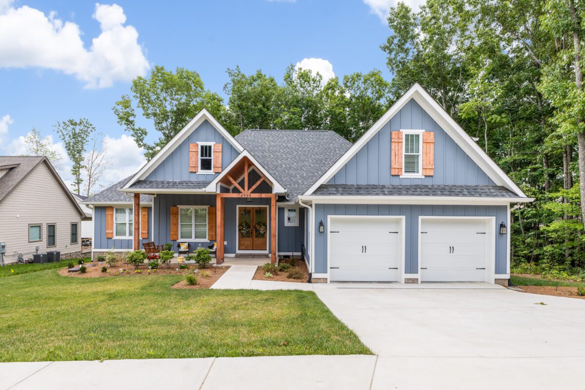 Craftsman custom home in Riverview, TN — Baker Homes