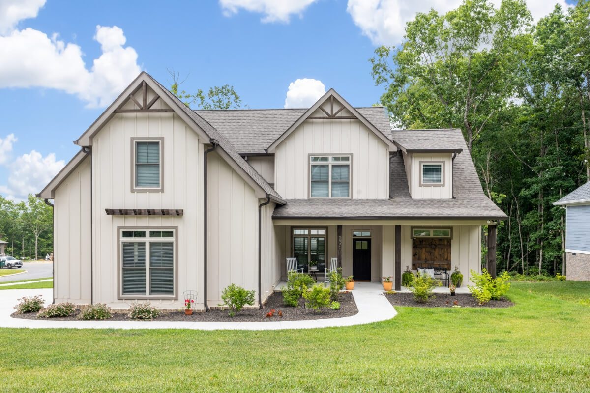 Lot 107 — Signal Mountain completed home